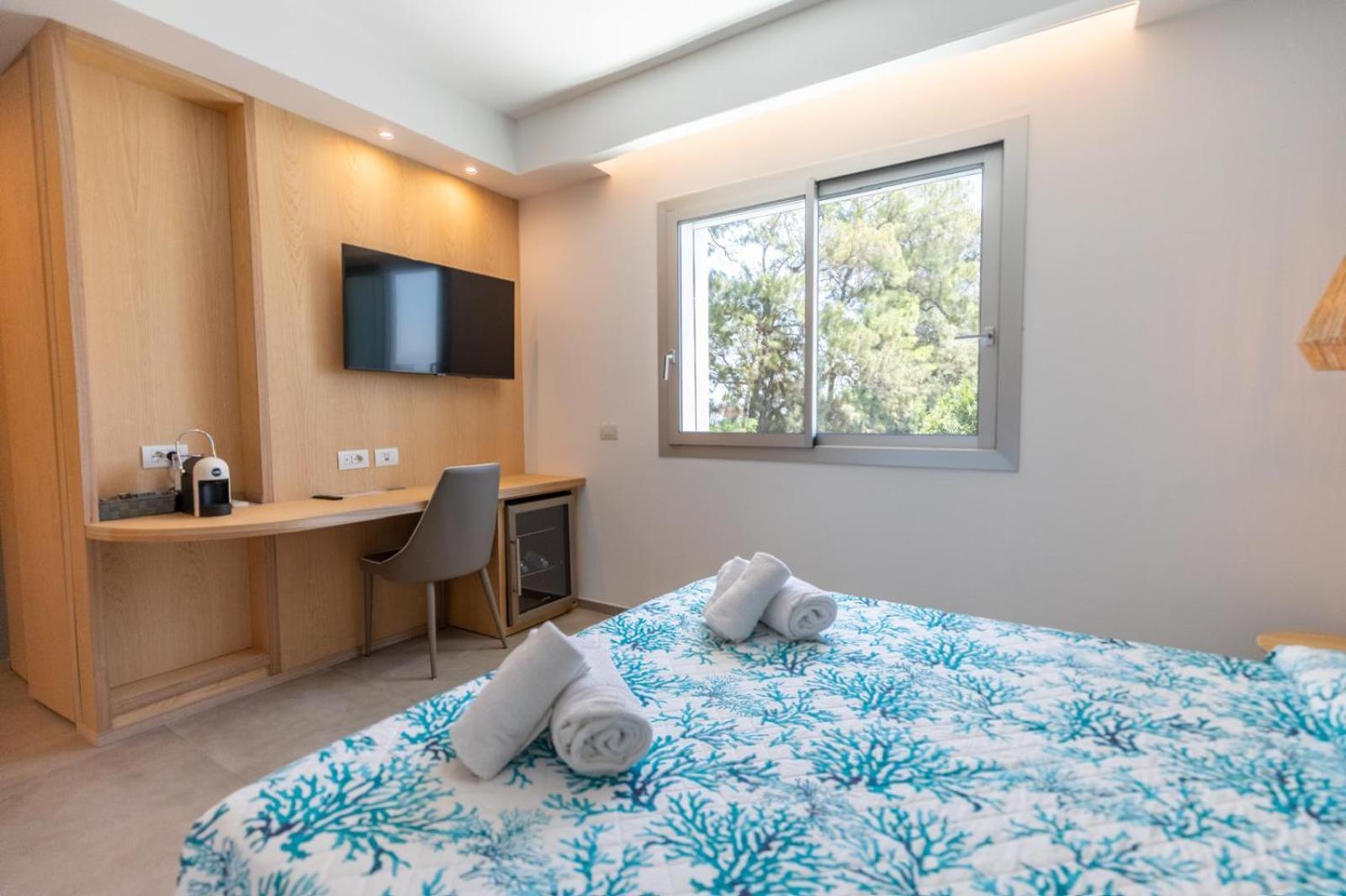 Antares Rooms And Suites Olbia Exterior foto